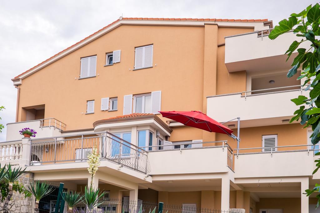 Apartments Vall 克尔克 外观 照片