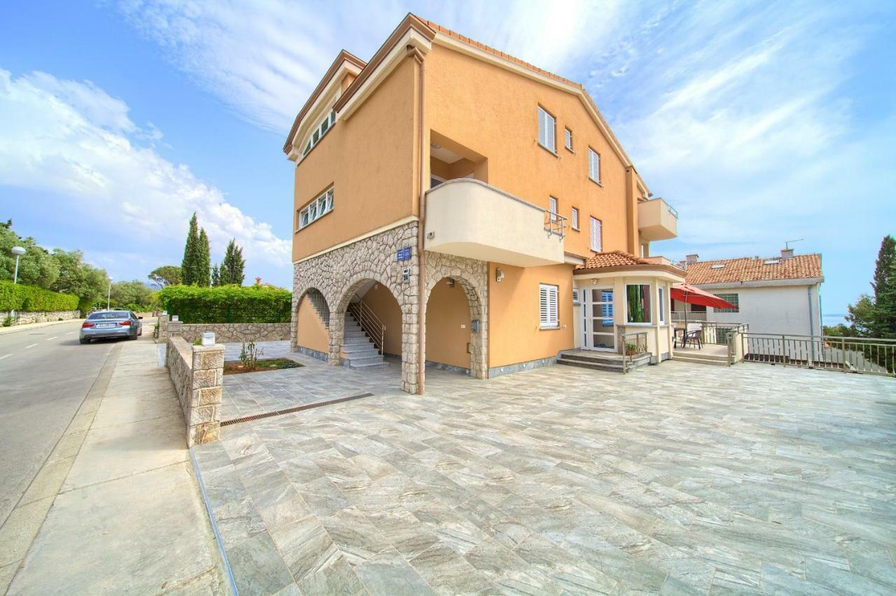 Apartments Vall 克尔克 外观 照片