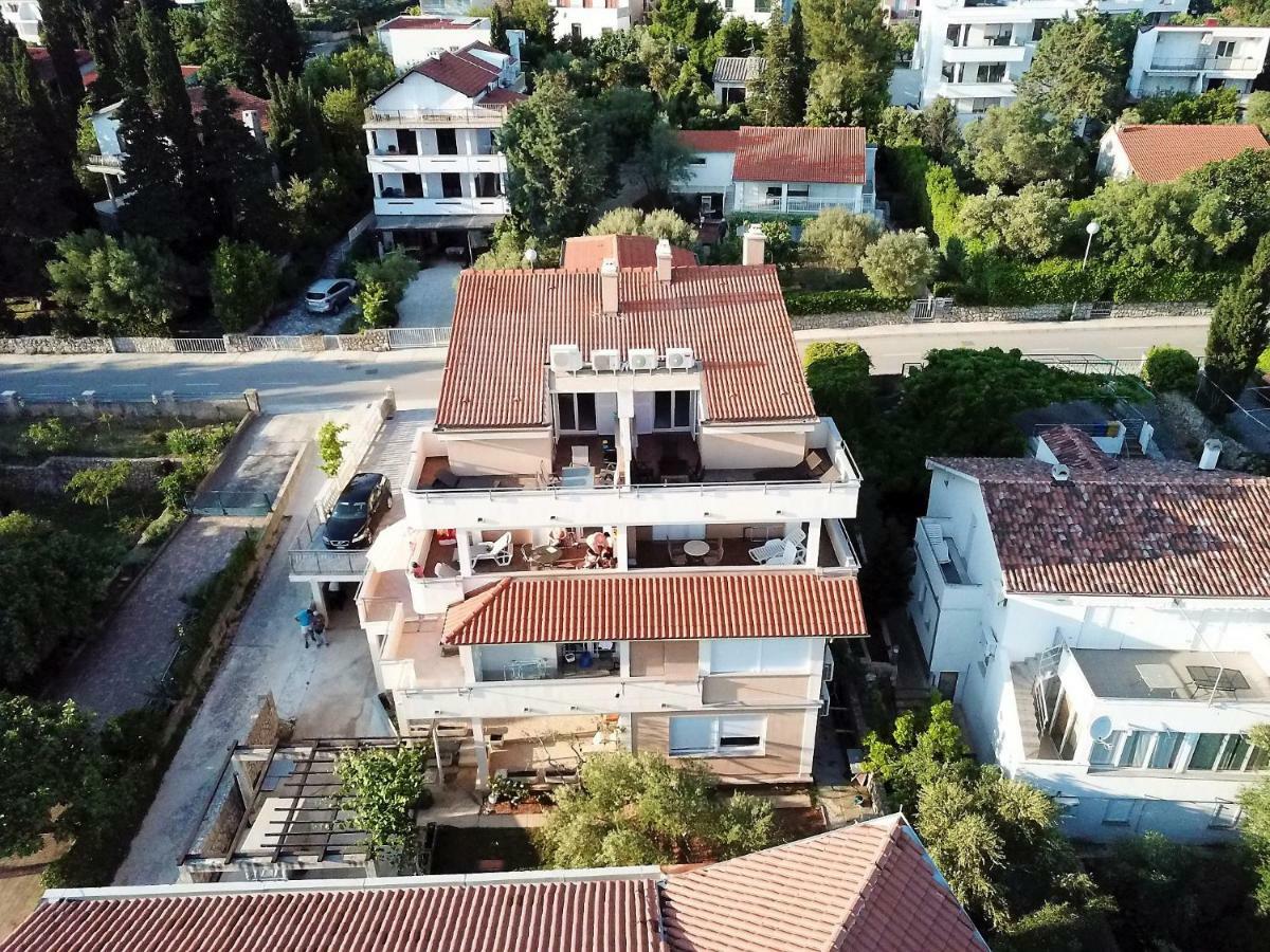 Apartments Vall 克尔克 外观 照片